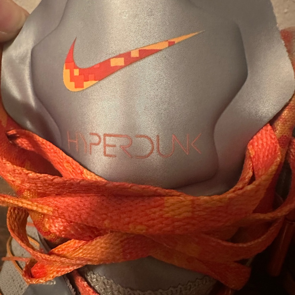 Nike Hyperdunks - image 2